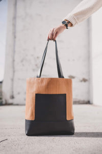 LINEAIRE  LEATHER TOTE